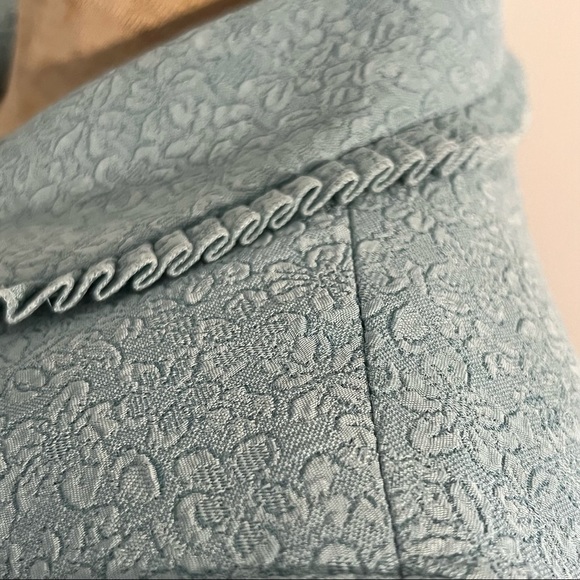 Vintage Miss Dorby Blue Ruffled Woven Floral Design Glass Button Blazer - Picture 6 of 14